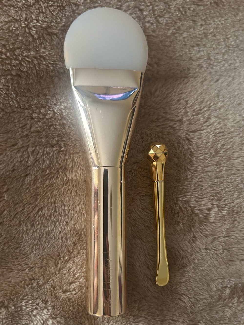 Estee Lauder face tools